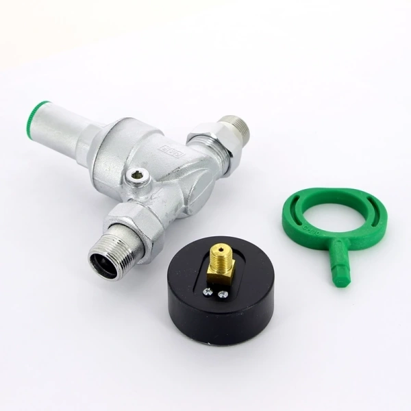 Редуктор давления 3/4" с манометром FAR FA 2815 34