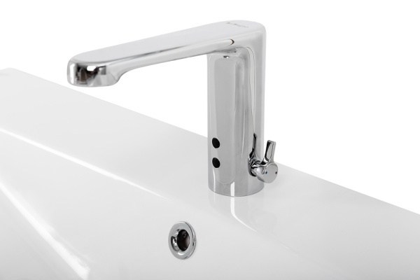 Сенсорный смеситель для раковины BelBagno BB-ELVM-CRM