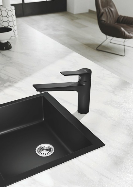 Смеситель для кухни Kludi Mix 329043975 Черный