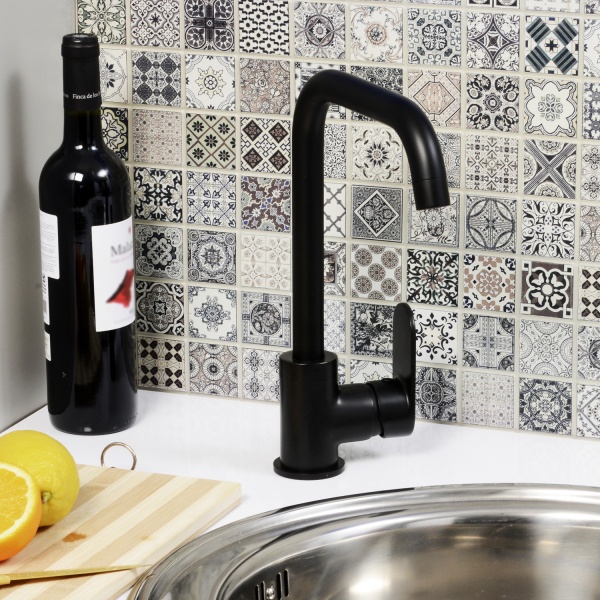 Смеситель для кухни WasserKraft Elbe 00233523 A7407, горизонтальный, выдвижной излив