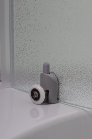 Душ.каб. NG-5301-14 (900х900х2150) низкий поддон(13см), стекло МАТОВОЕ белые  профиля 3 места